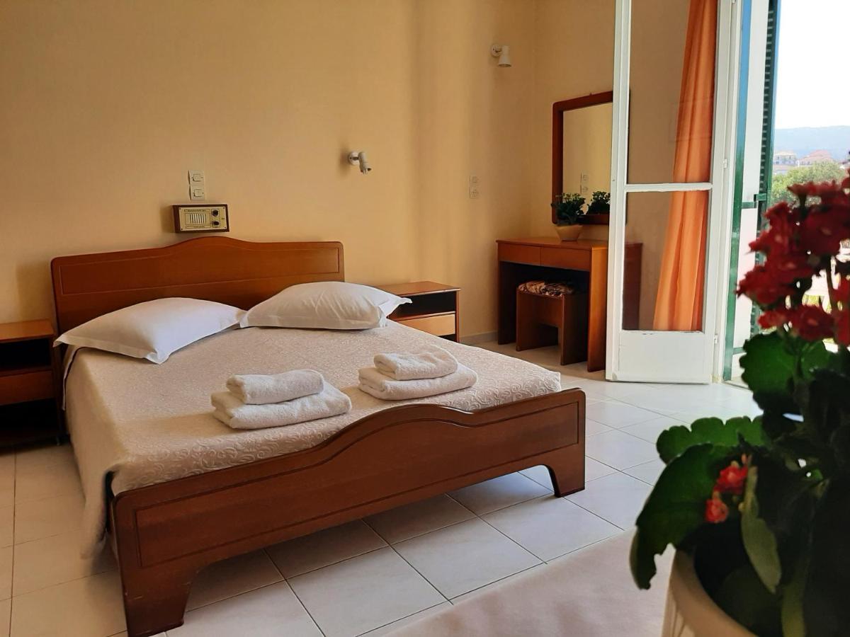 Ammousa Hotel Apartments Lixouri Exterior foto